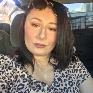 Meet your Posher, Victoria